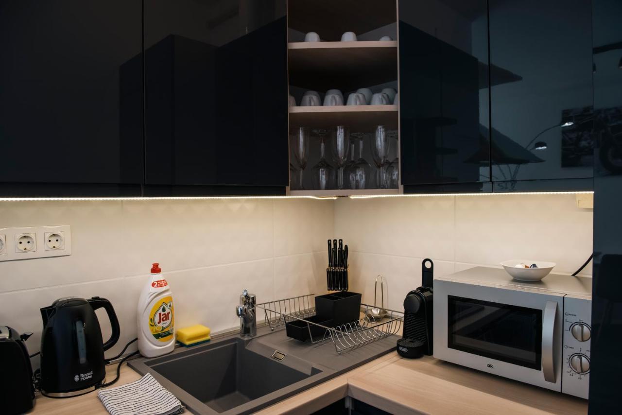 Anavrin Apartman Free Parking Apartment เปตช์ ภายนอก รูปภาพ
