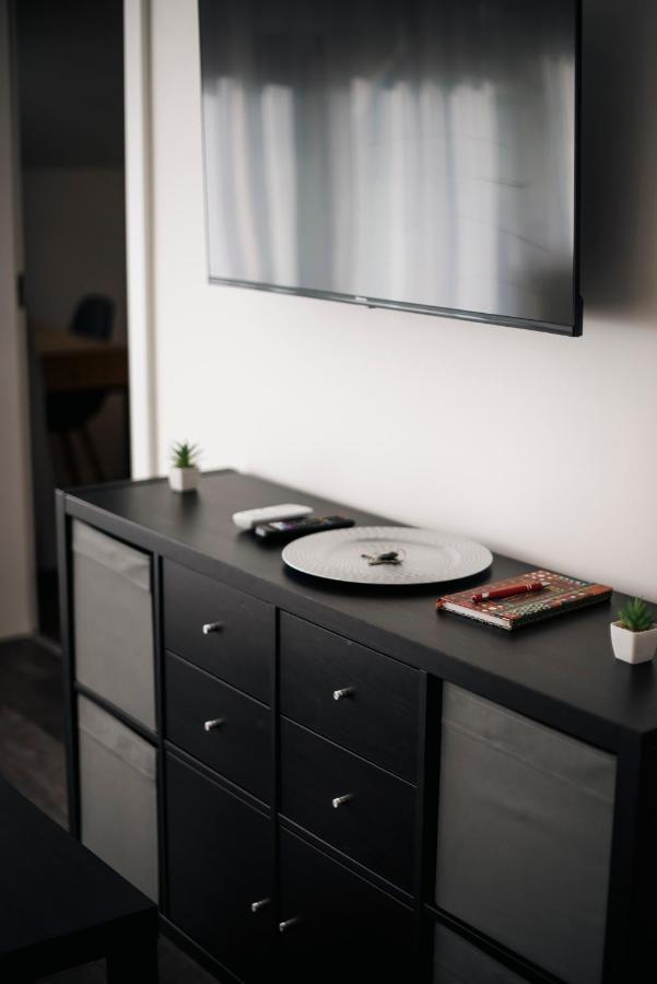 Anavrin Apartman Free Parking Apartment เปตช์ ภายนอก รูปภาพ